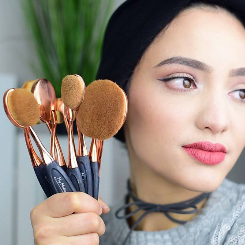 6 Piece Oval Makeup Brush Set